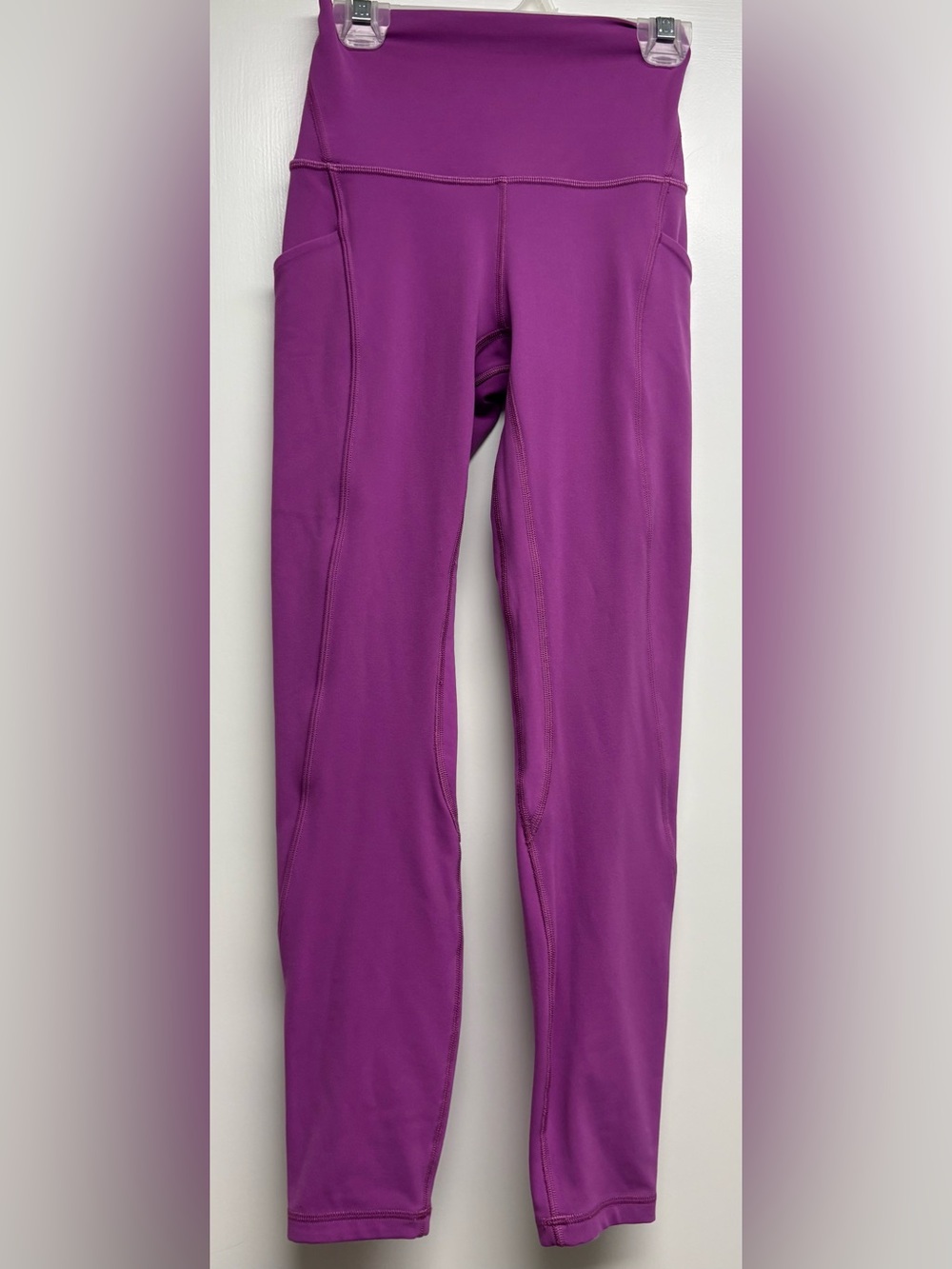 Lululemon Align HR Crop Pocket Leggings Magenta Purple Size 2 W5DU4S